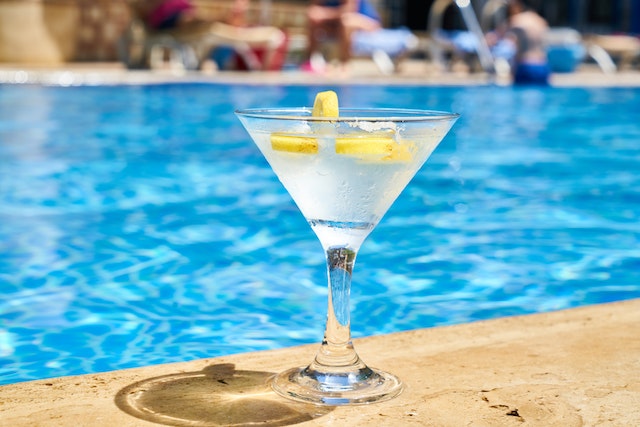 3 Healthy Cocktails that Won't Spike Your Blood Sugar
